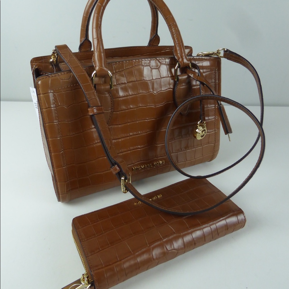 Michael Kors Zoe Satchel & Jet Set Wallet Set NWT